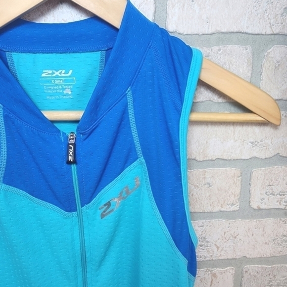 2XU X-Vent MultiSports Tri Singlet Top Size XS - Picture 2 of 9